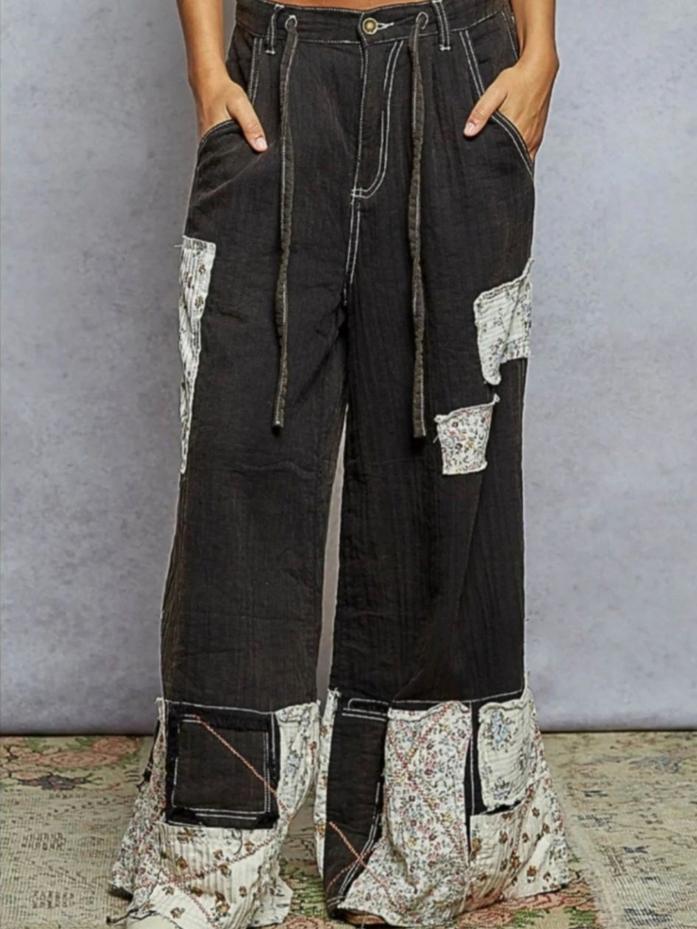 Women’s Black Wide-Leg Patchwork Linen Pants. Womans POL Brand. Size Small.